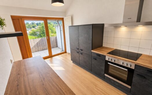 Einziehen & Wohlfühlen – 3 Zimmer mit moderner Einbauküche und Balkon